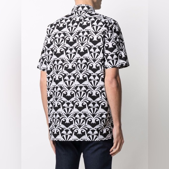 HUGO Geometric Print Short Sleeved Shirt Black - Picture 3 of 5